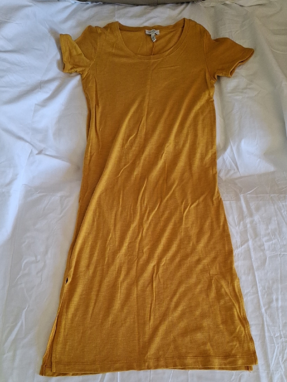 Jessica Simpson Mustard Yellow Short Sleeve Maxi Dress